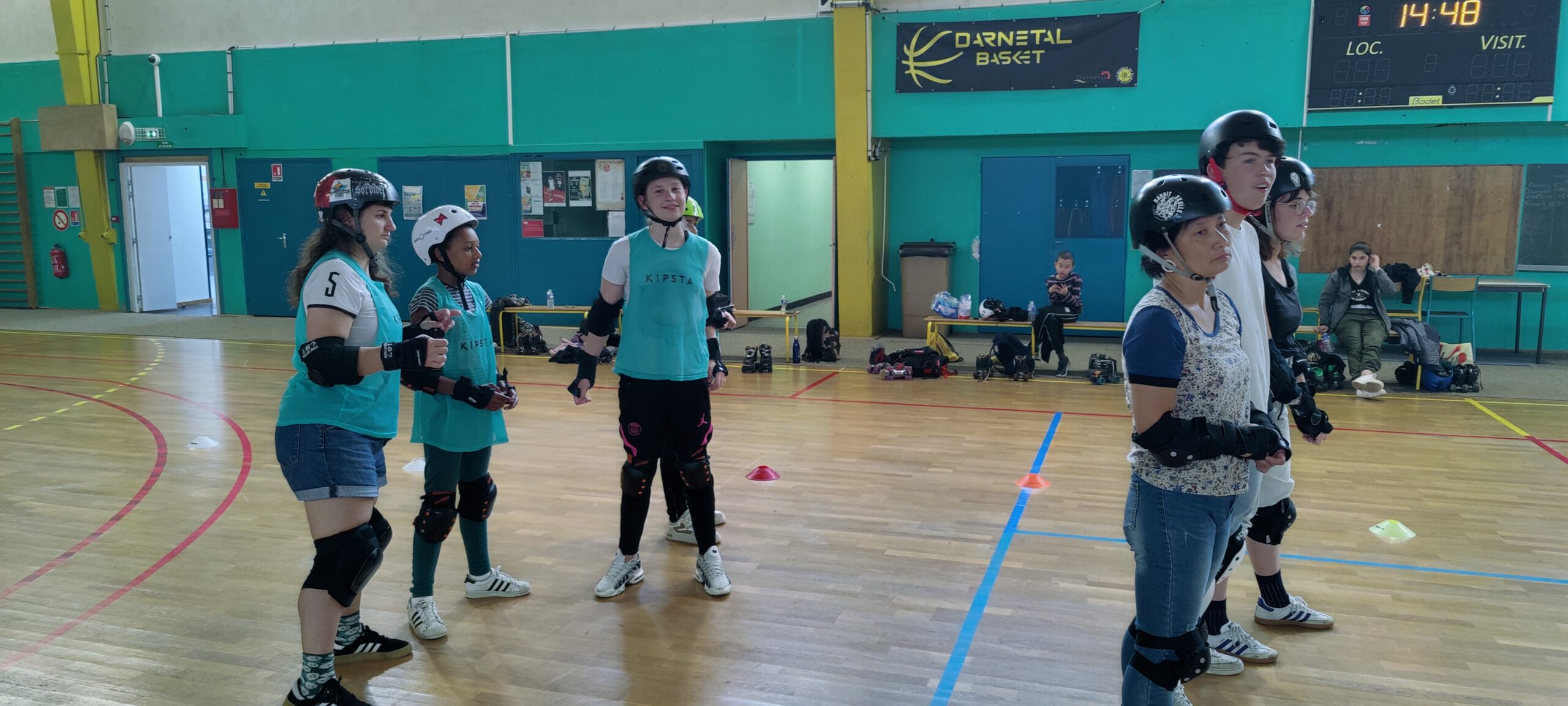 Le roller derby avec nos 10 jeunes téméraires !